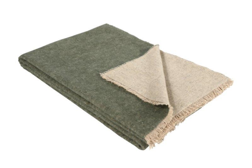 Chalet blanket solid
